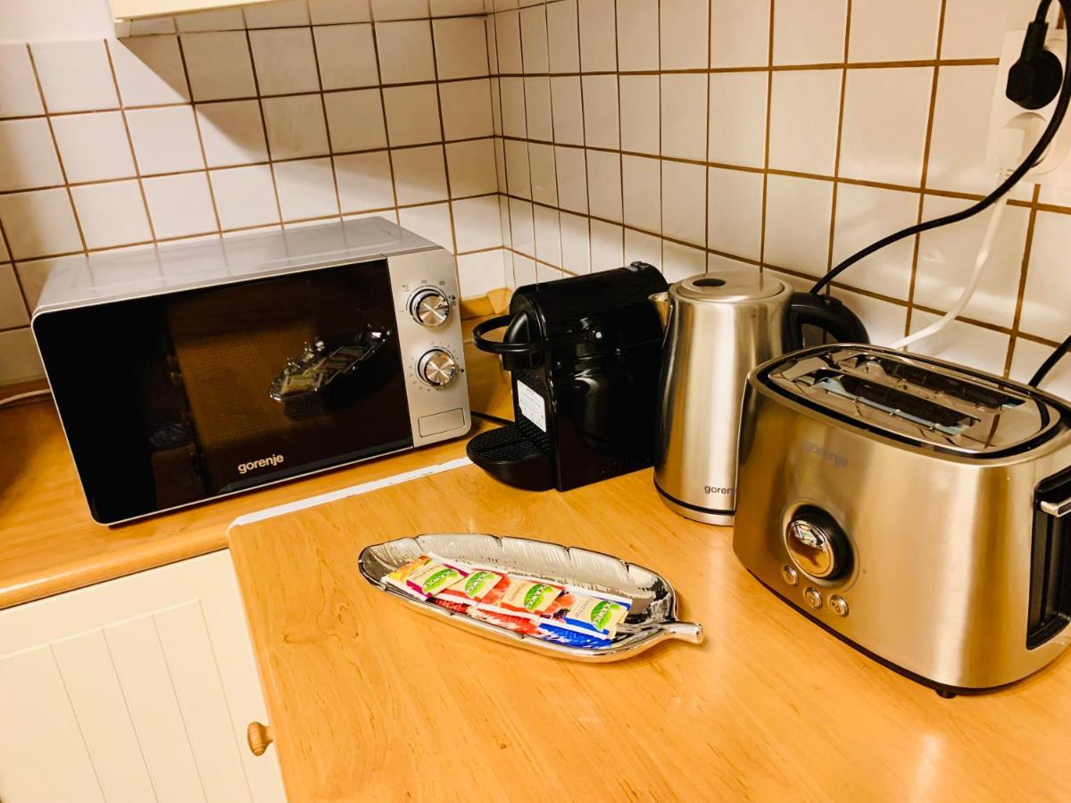 Free Garage Parking, Ac And Bikes In The Downtown Apartment Budapest Exterior photo